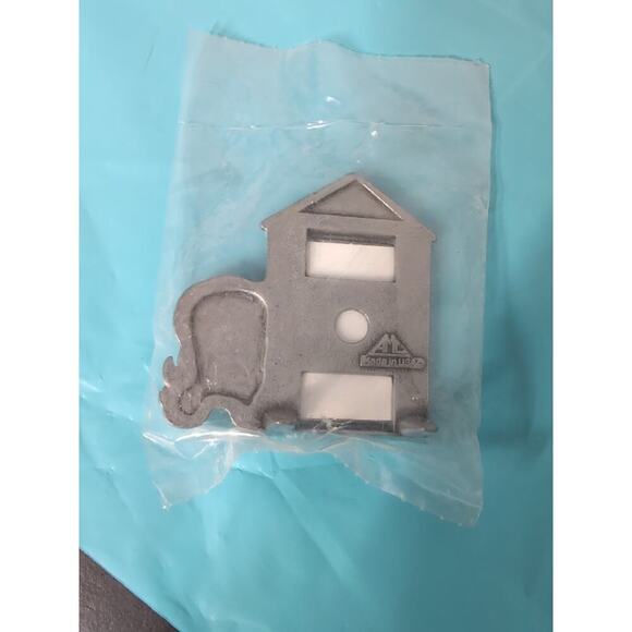 AMC Pewter Mini Doghouse With Dog And Bone Frame New Made In The U.S - Picture 3 of 3